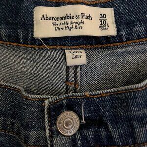 A&F curve love jeans